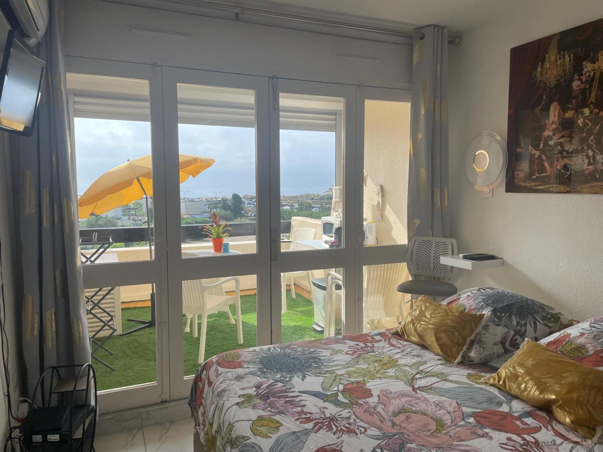 SHOWTIME NATURISTE PORT NATURE 6 parking privé clim ascenseur vue mer Agde Exterior foto